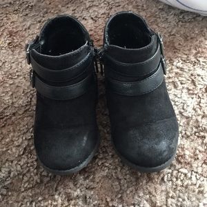 Black ankle boots 👢